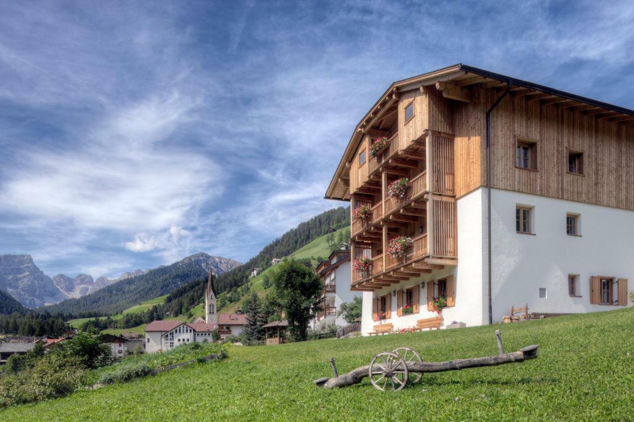 Ciasa Medalghes Villa San Martino in Badia Exterior photo