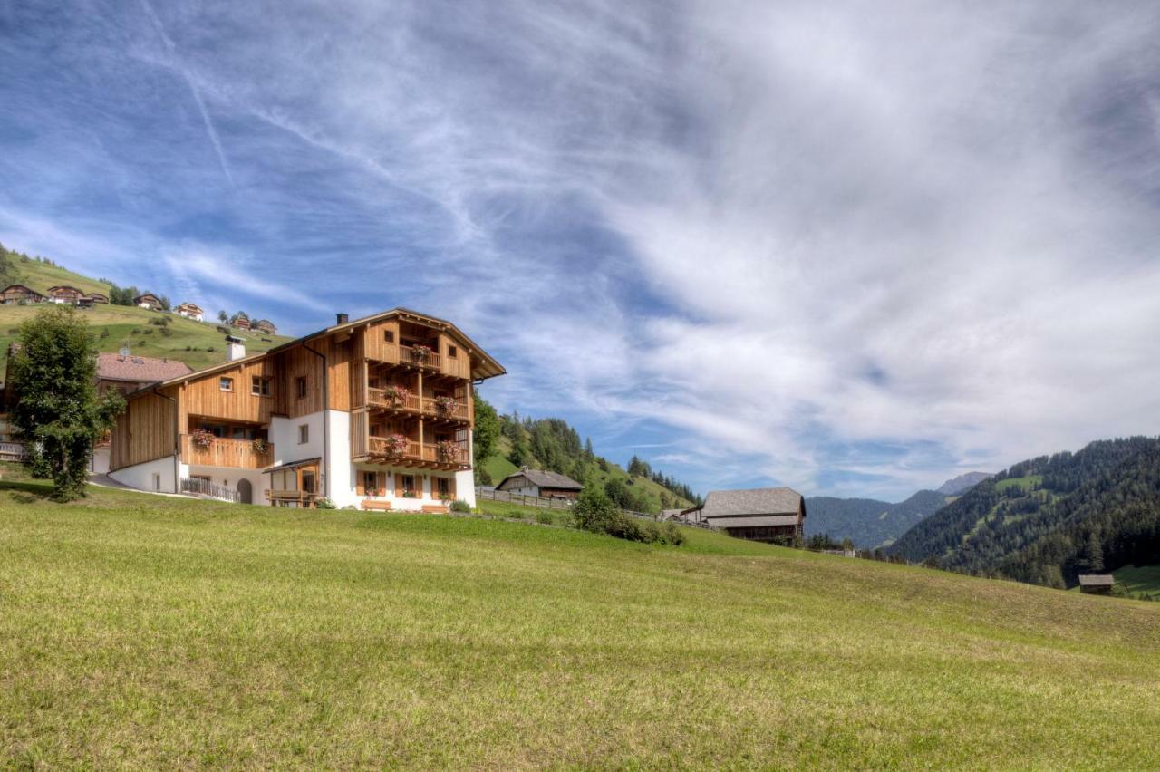 Ciasa Medalghes Villa San Martino in Badia Exterior photo